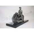 wr 750 werksrennmotorrad met rijder in alum. oplage 100 st. WR750