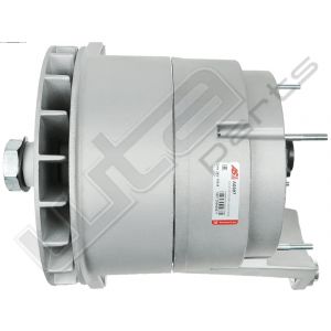 Dynamo 24V 140A