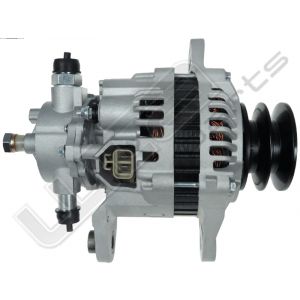 Dynamo 24V 35A